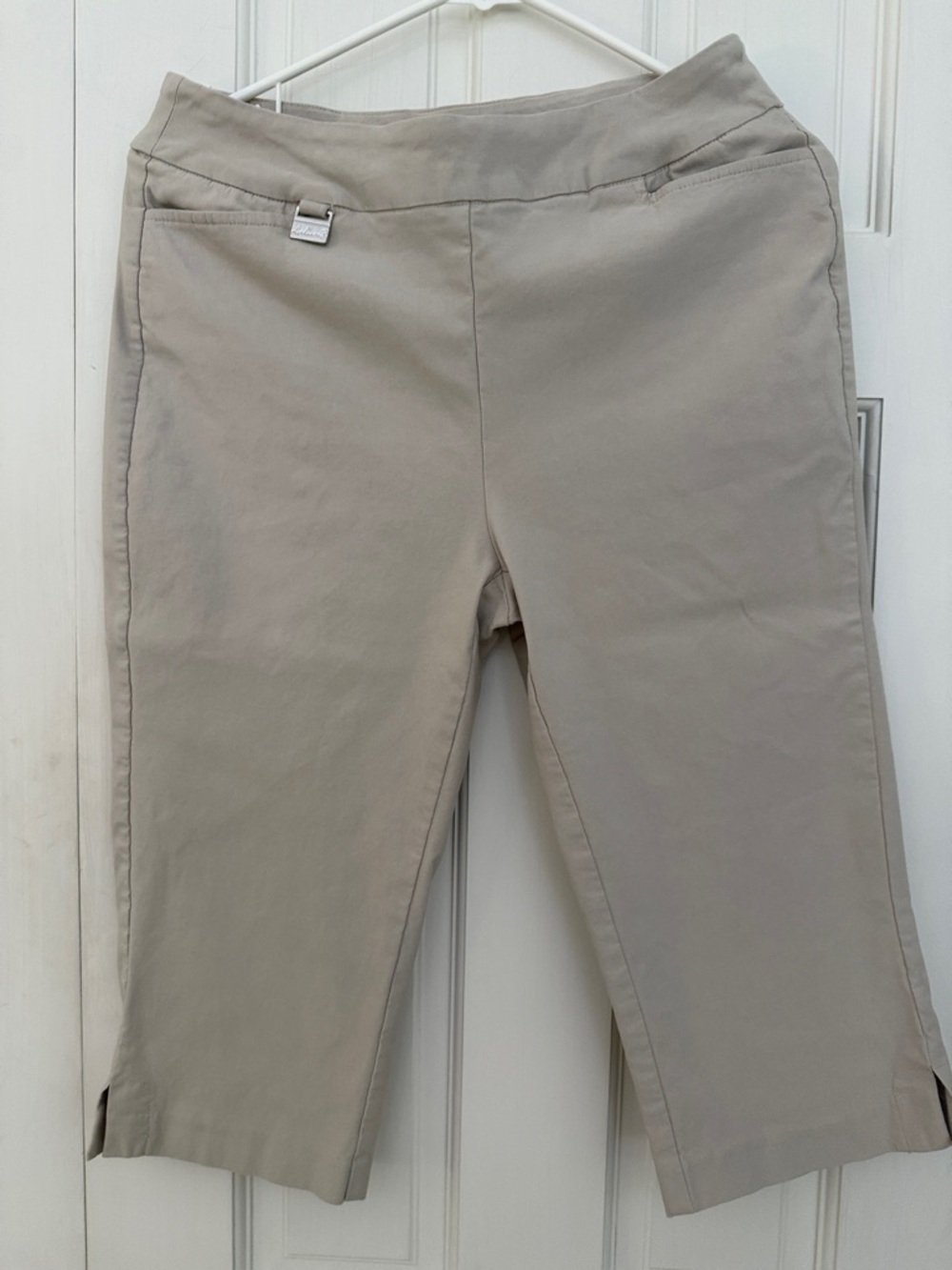 Lulu B Beige Pull-On Capri with Signature Metal Accent